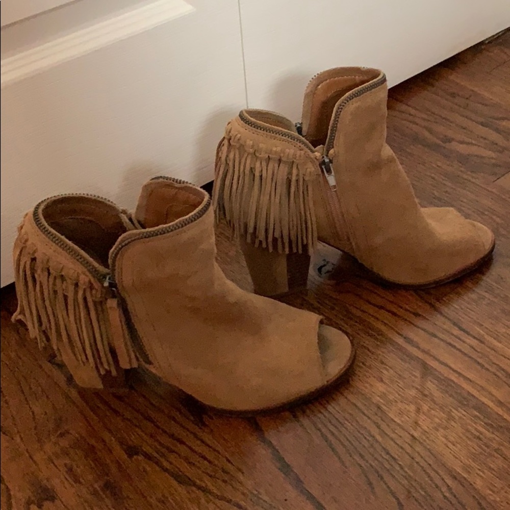 Tan, fringe DV open toe booties